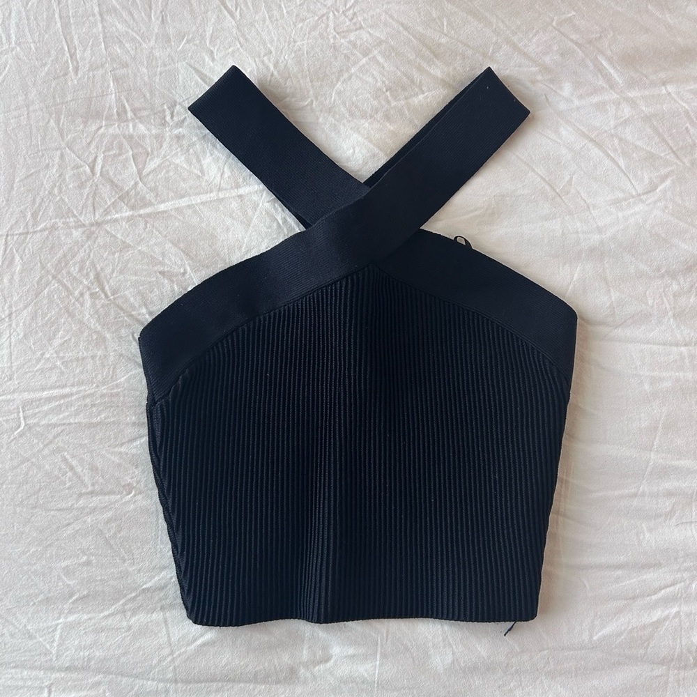 Aritzia & Babaton Sculpt Knit Criss Cross Cropped Tank Size S